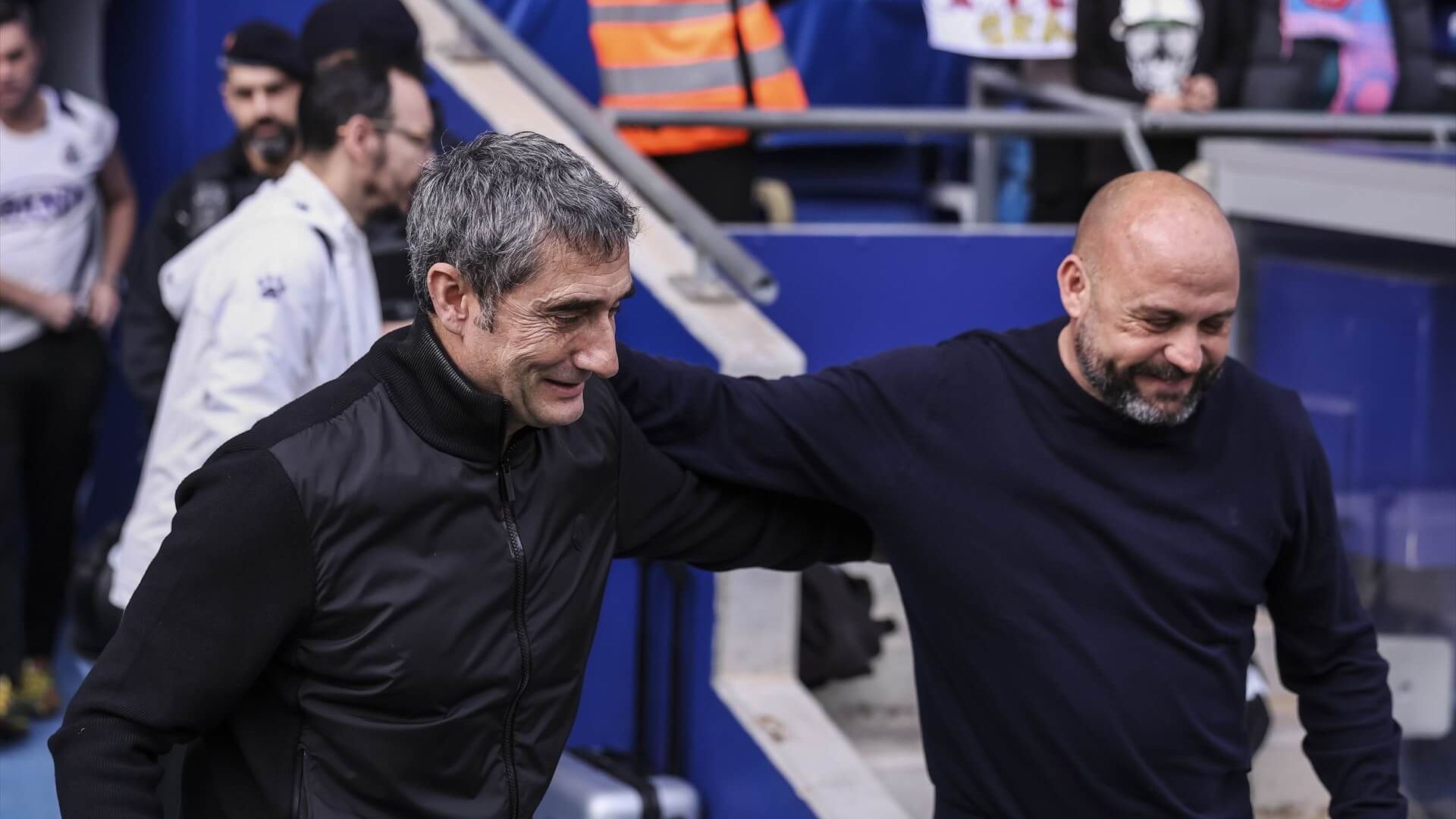europapress_6523137_manolo_gonzalez_head_coach_of_rcd_espanyol_greets_ernesto_valverde.jpg europapress_6523137_manolo_gonzalez_head_coach_of_rcd_espanyol_greets_ernesto_valverde.jpg
