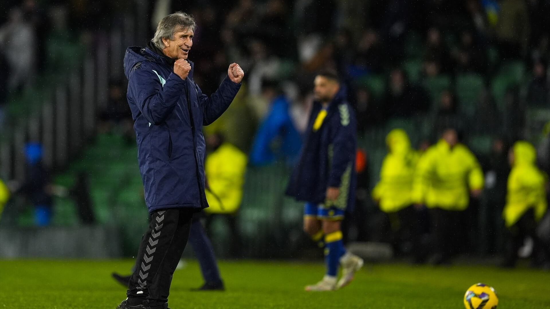 europapress_6568149_manuel_pellegrini_head_coach_of_real_betis_gestures_during_the_spa.jpg