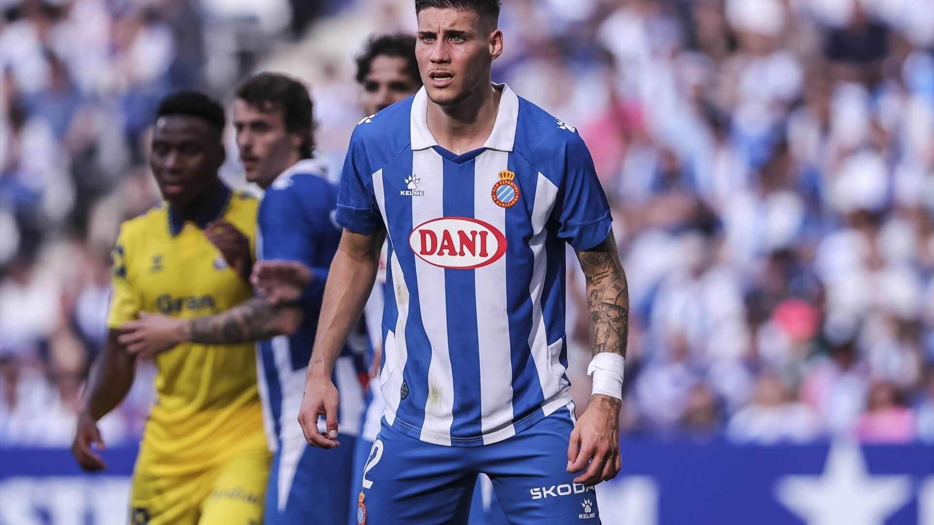 europapress_6746302_roberto_fernandez_of_rcd_espanyol_looks_on_during_the_spanish_leag_001.jpg