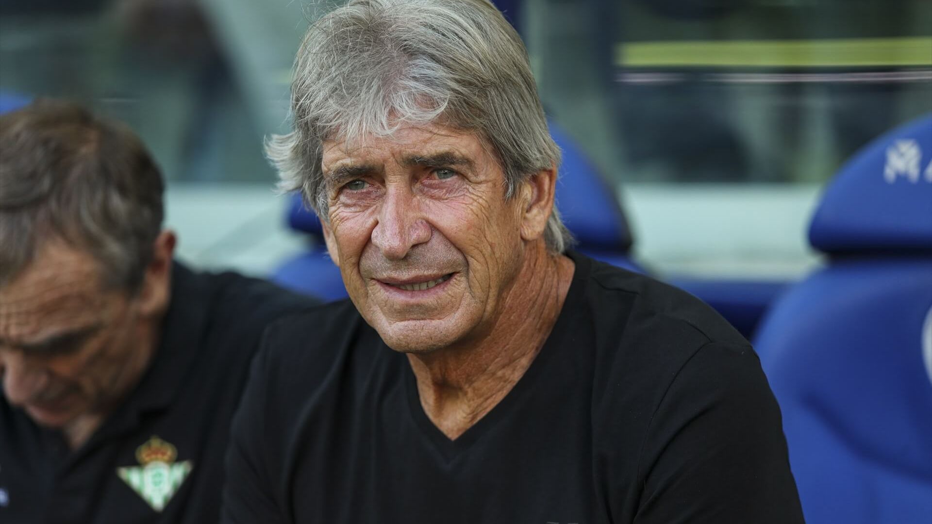 europapress_6953140_manuel_pellegrini_head_coach_of_real_betis_balompie_looks_on_durin_001.jpg