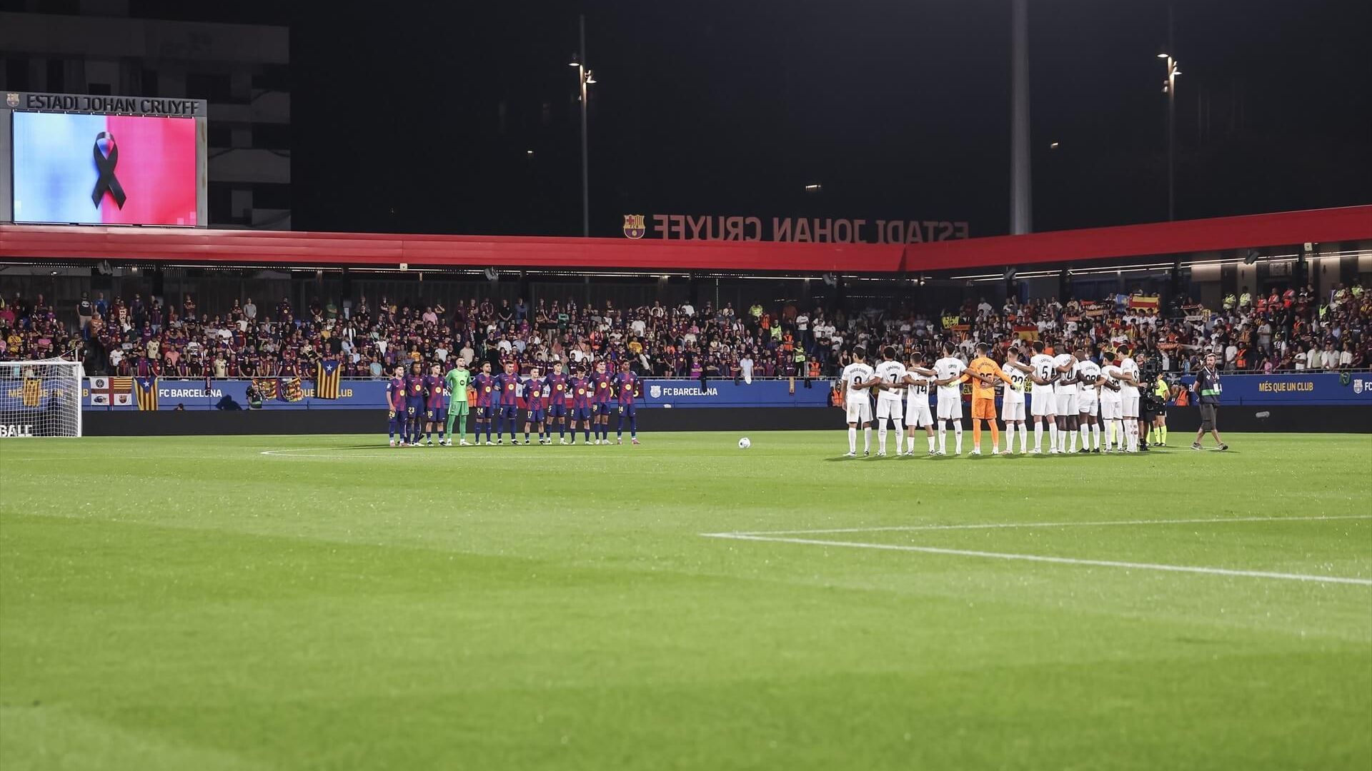 europapress_6954443_minute_silence_during_the_spanish_league_liga_ea_sports_football_m_001.jpg