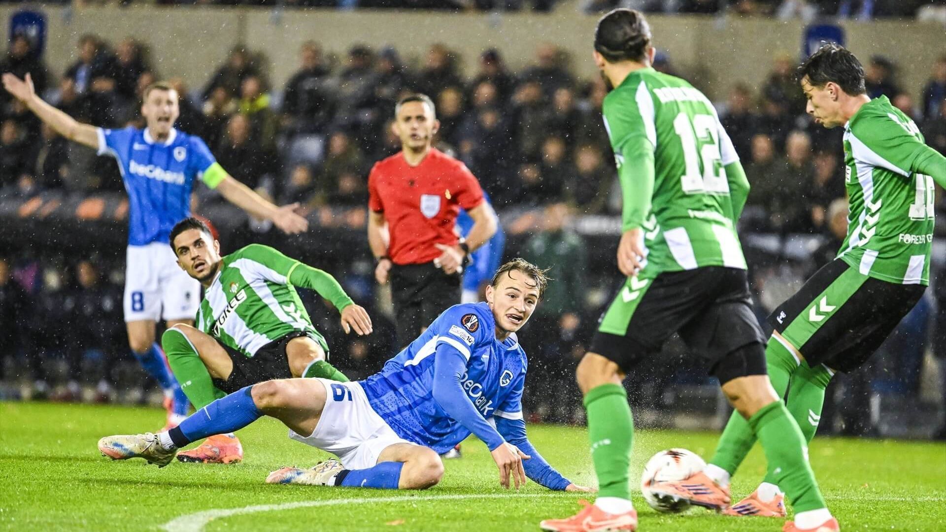 europapress_7050436_23_october_2025_belgium_genk_genks_matte_smets_pictured_in_action_.jpg europapress_7050436_23_october_2025_belgium_genk_genks_matte_smets_pictured_in_action_.jpg