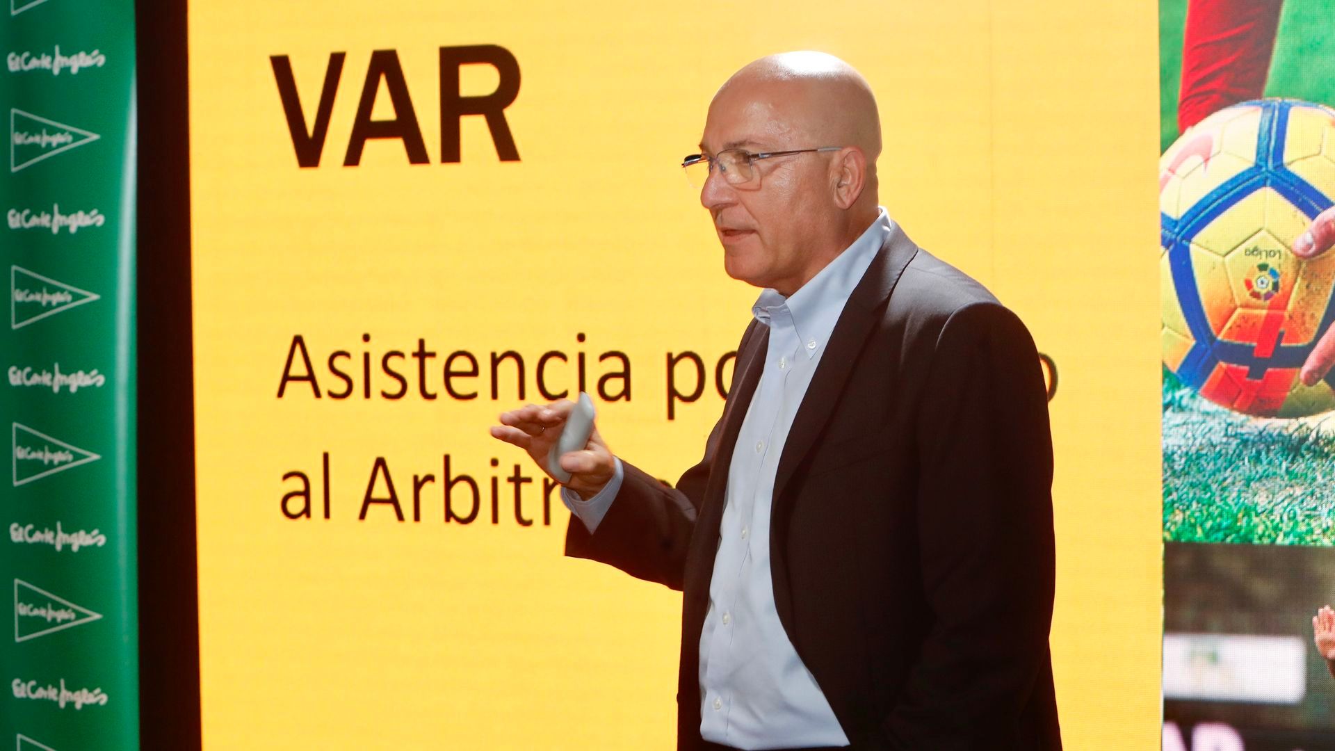 explicacion_del_var_en_valencia_por_laliga_foto_david_gonzalez_010.jpg