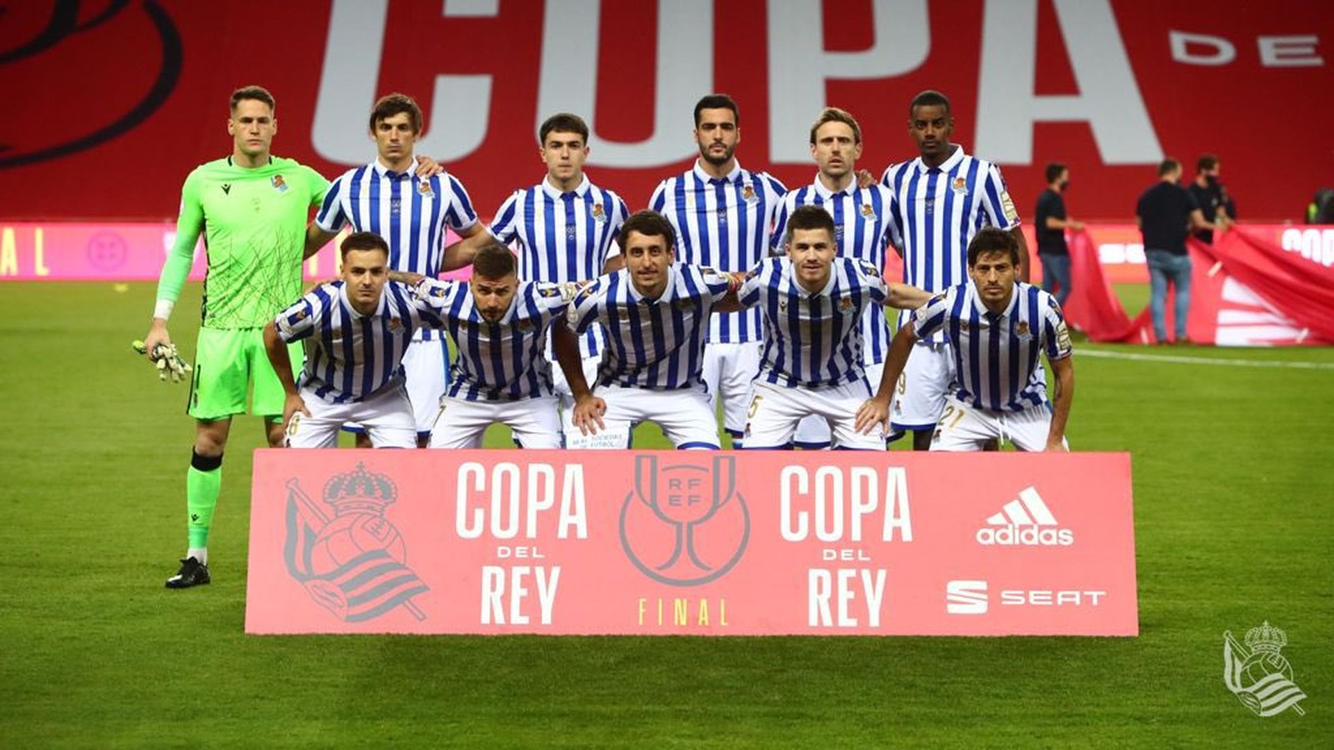 eyexusyxiaa7qthjpg_001.jpg eyexusyxiaa7qthjpg_001.jpg