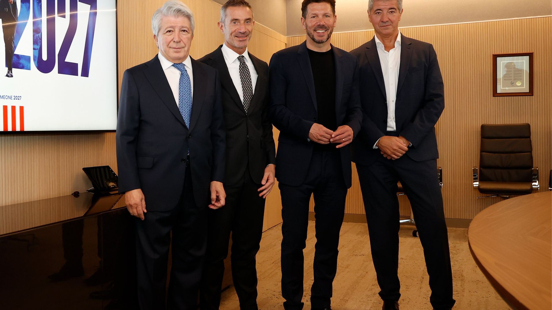 f_haf7mxsaavmum.jpg f_haf7mxsaavmum.jpg