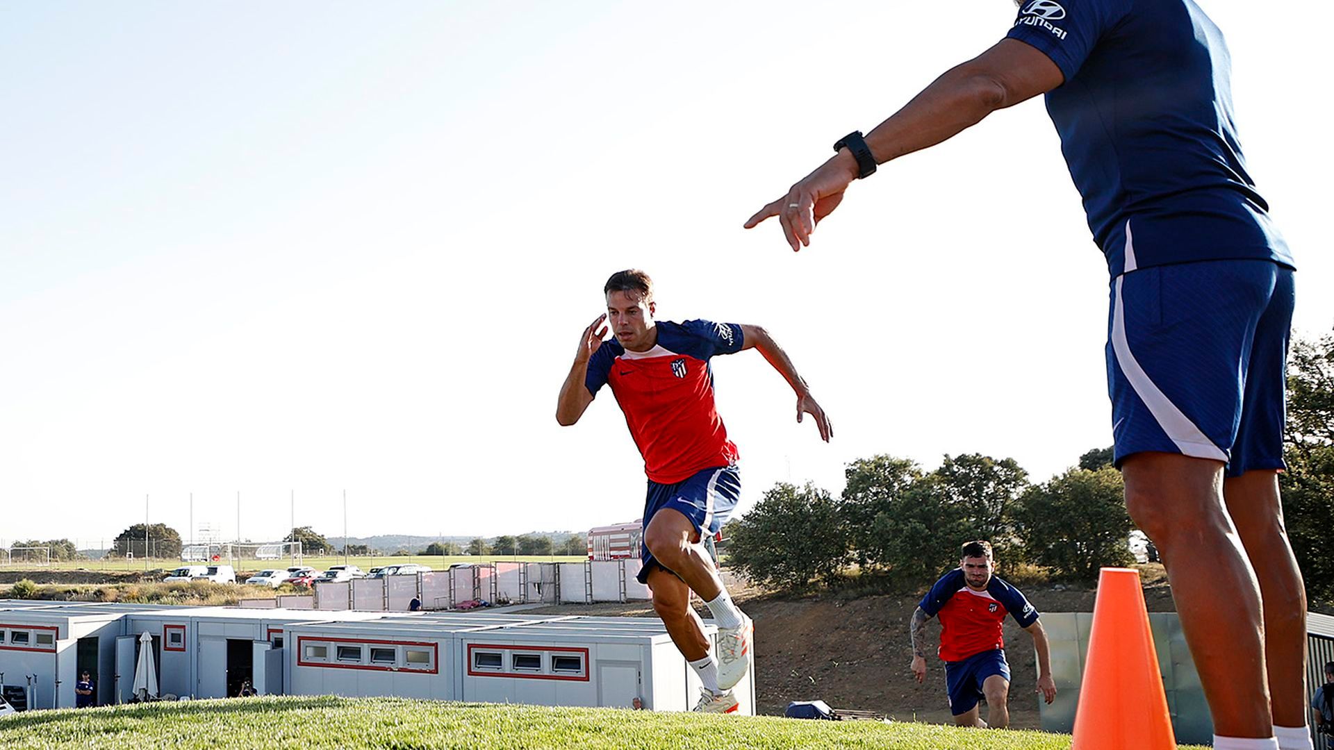 f0vqxqjwyaevyut.jpg f0vqxqjwyaevyut.jpg