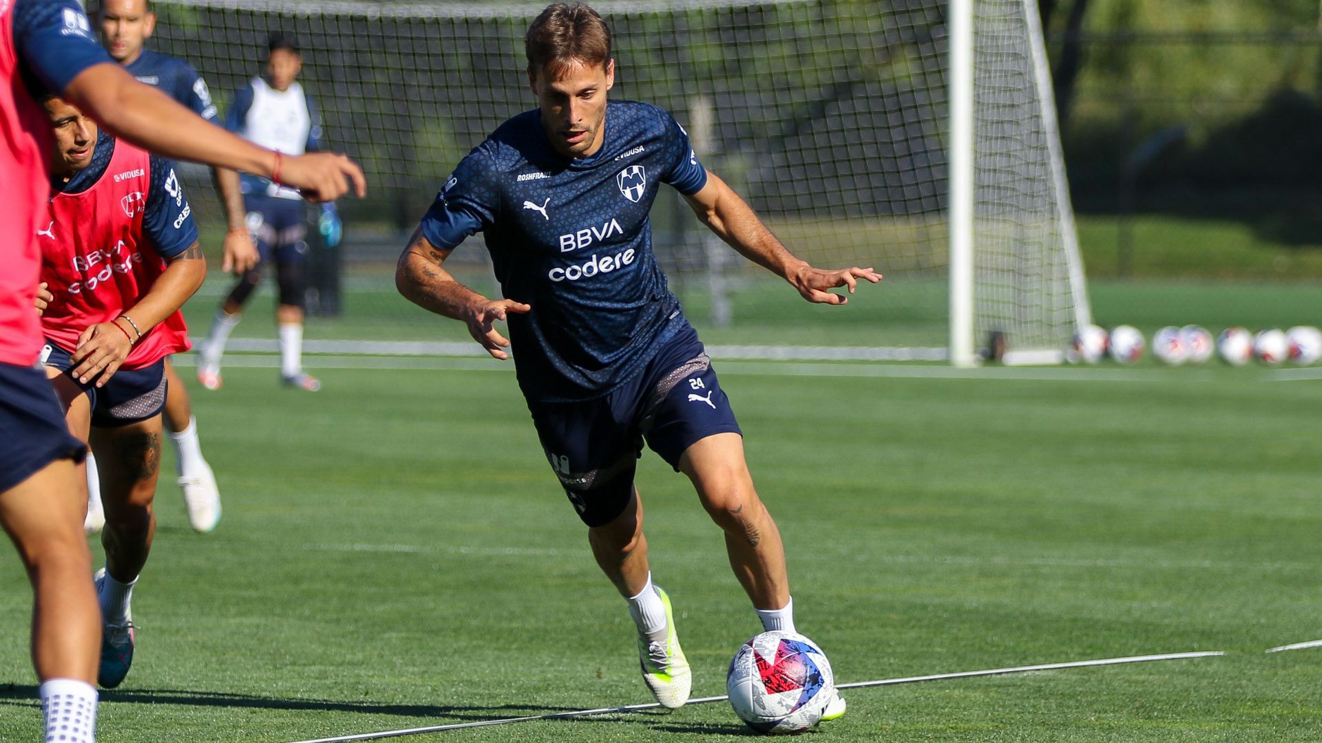 f2lqylswqaaab_2jpg.jpg f2lqylswqaaab_2jpg.jpg