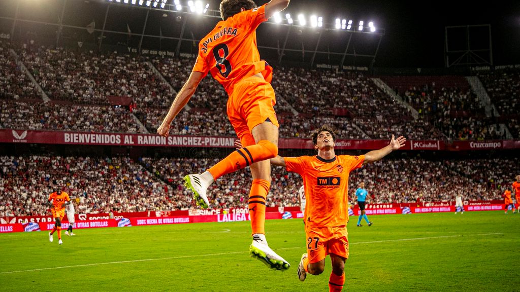 Sevilla-Valencia: Gol de Javi Guerra