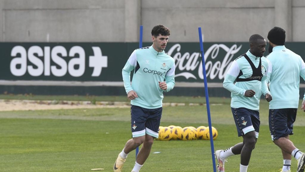 El Betis inicia la preparación del partido de Liga frente al Granada