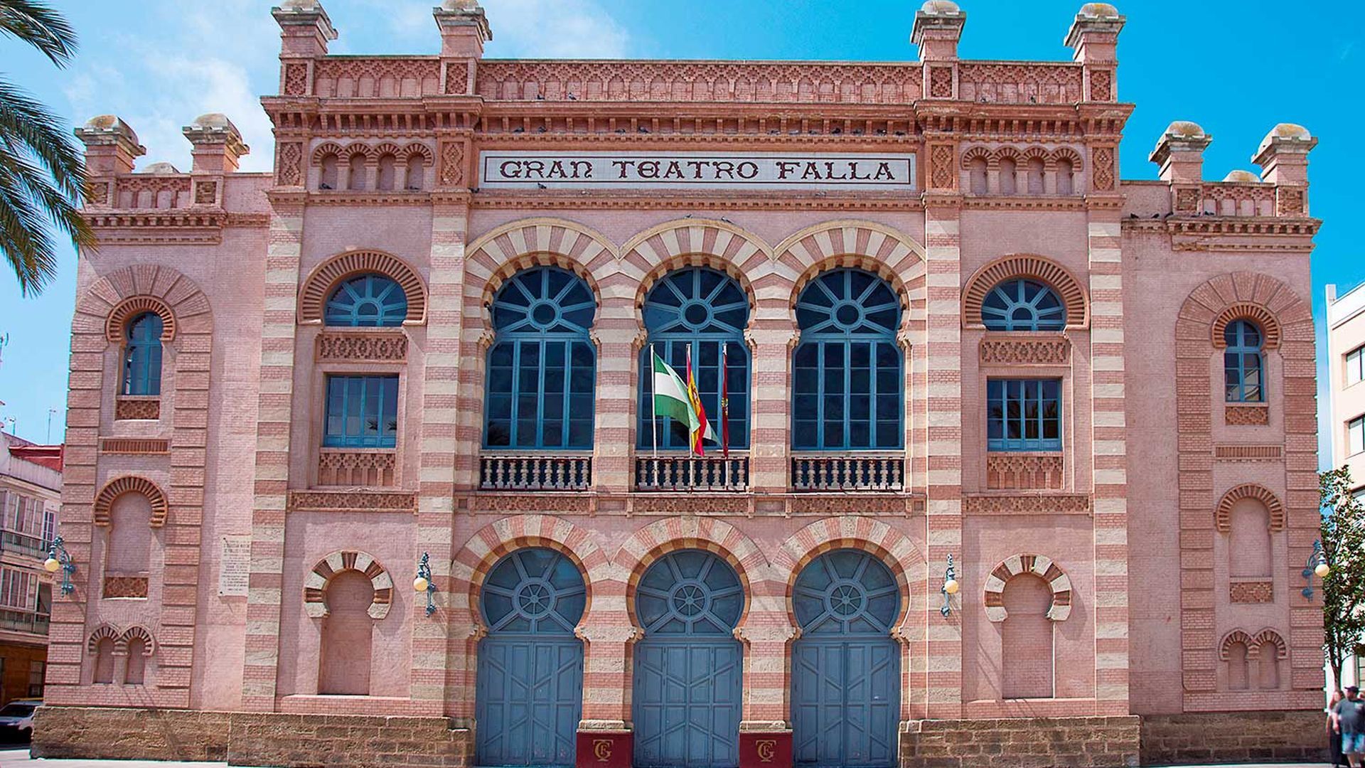 fachada_principal_del_gran_teatro_falla_001.jpg