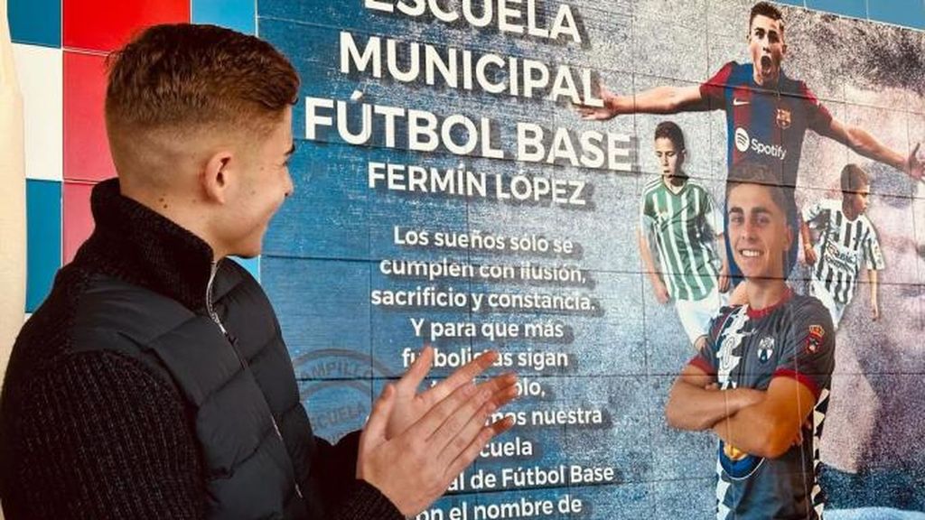 Fermín López ya tiene su propia escuela de fútbol en su ciudad natal