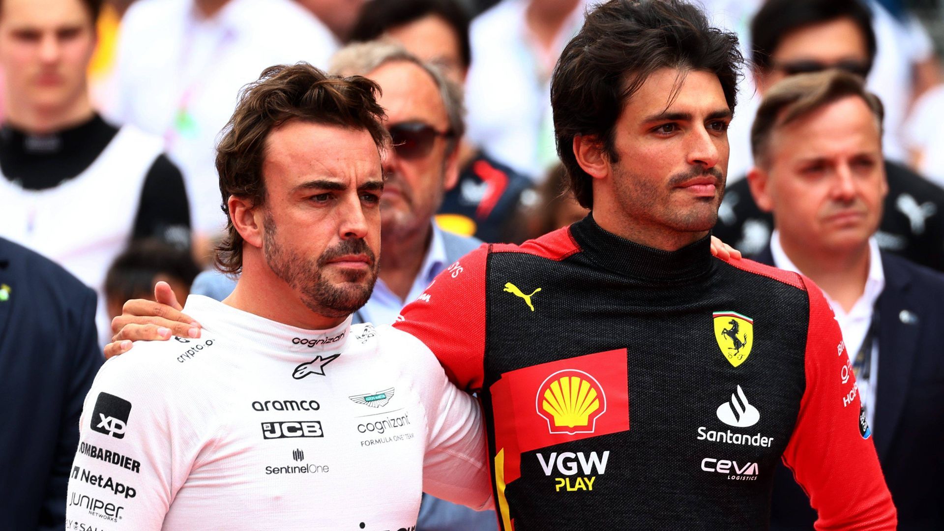 fernando_alonso_y_carlos_sainz_foto_cordon_press_001.jpg