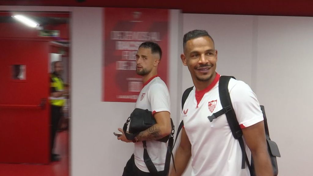 Fernando recibe el apoyo de la afición tras la polémica con Mendilibar: su gesto al salir del Sánchez-Pijuán