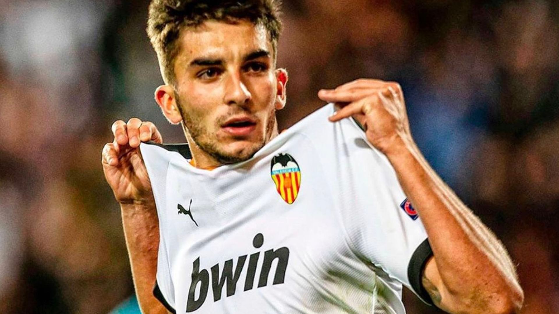 ferran_torres_celebra_su_primer_gol_en_champions_foto_lazaro_de_la_pena__valencia_cf_001.png ferran_torres_celebra_su_primer_gol_en_champions_foto_lazaro_de_la_pena__valencia_cf_001.png