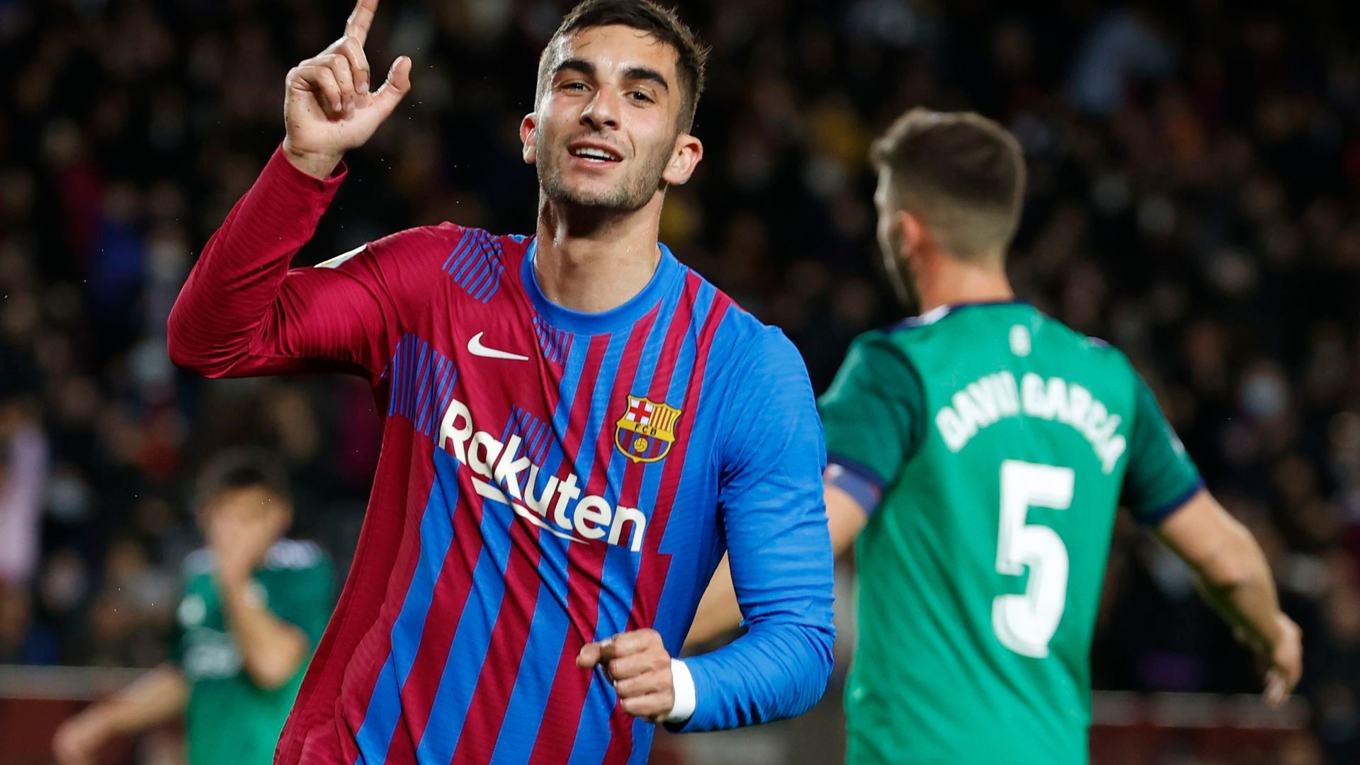ferran_torres_celebra_un_gol_en_el_barcelona_osasuna_foto_efe_001.jpg