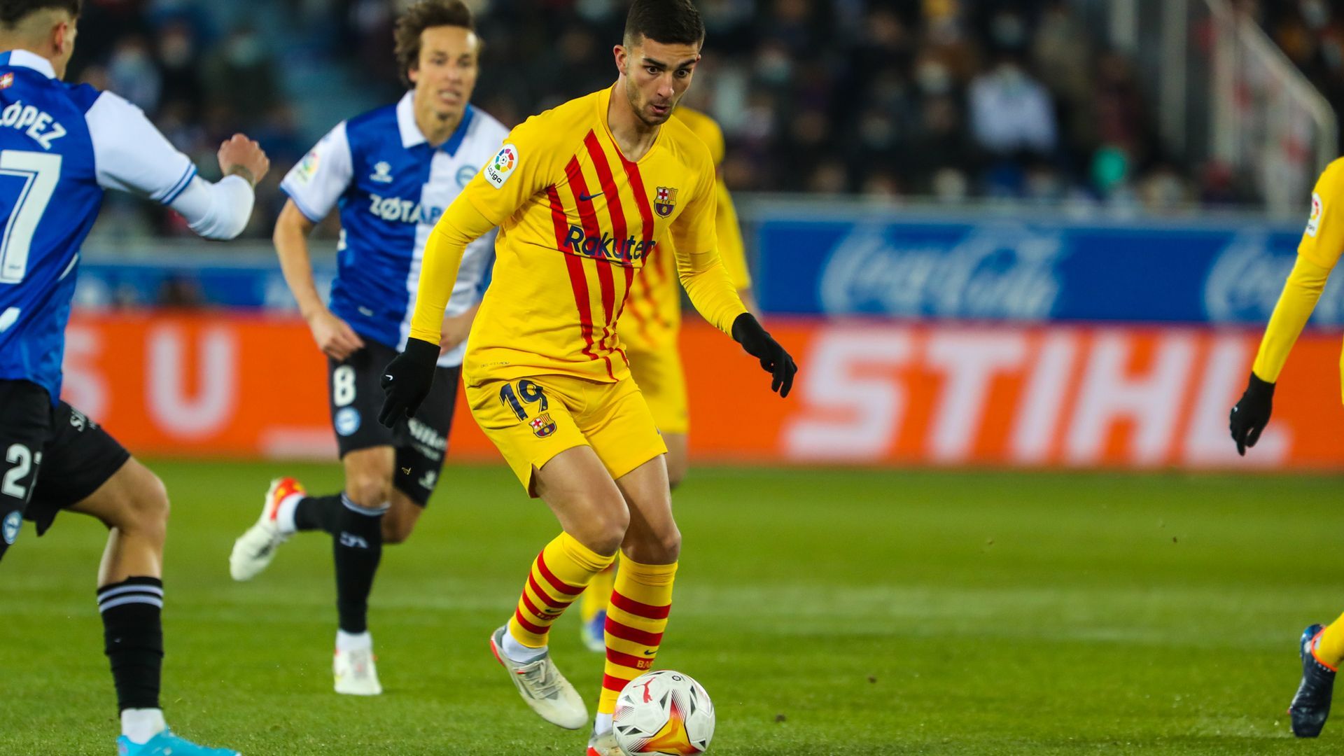 ferran_torres_en_el_alaves_barcelona_foto_fcb_001.jpg