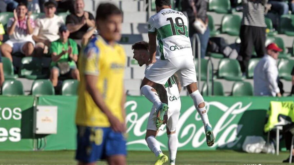 Resumen: Elche 2-1 Cádiz CF