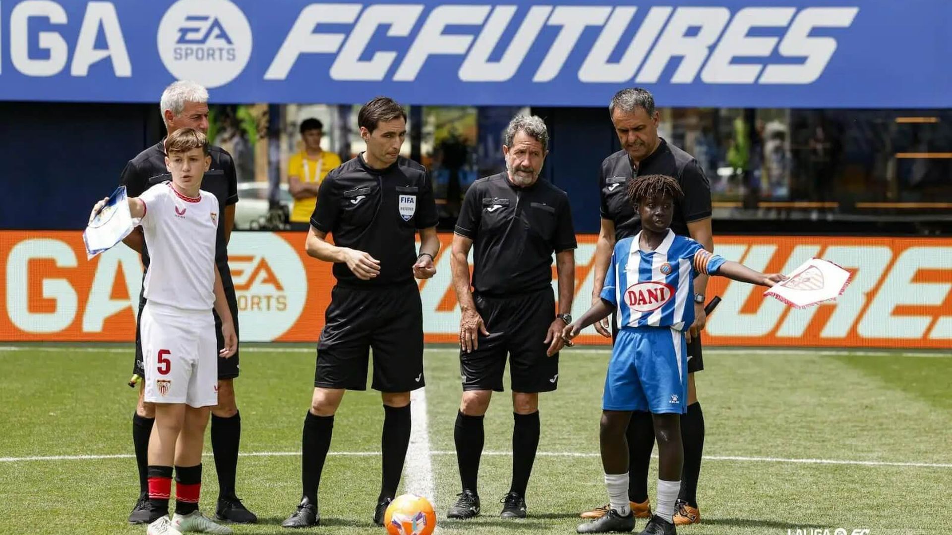 final_iniciojpgpng_001.png final_iniciojpgpng_001.png