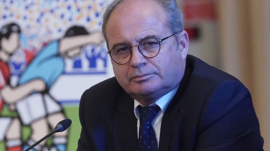 Luís Campos explica su proyecto en el Celta