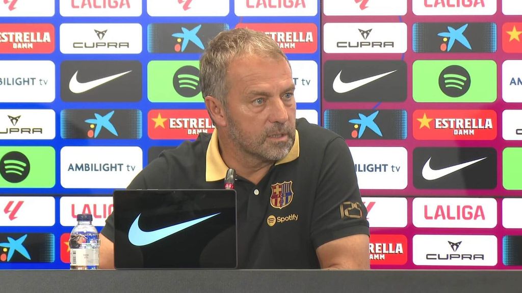 Hansi Flick habla de la inscripción de Dani Olmo y la salida de Vitor Roque