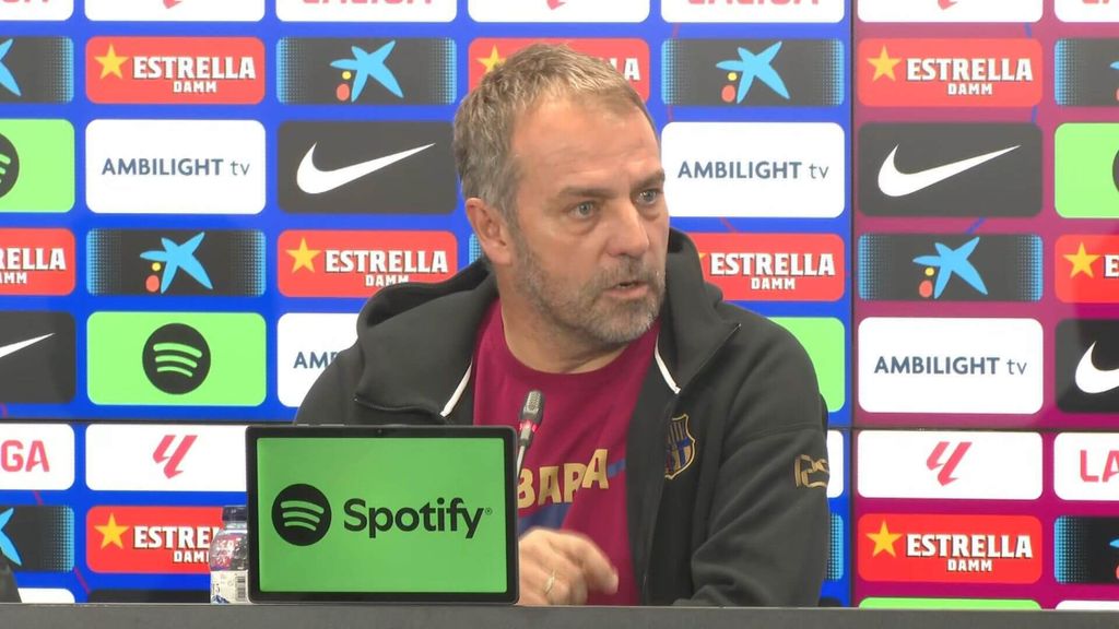 Hansi Flick confirma la vuelta de Ronald Araujo y alza la voz por su sanción