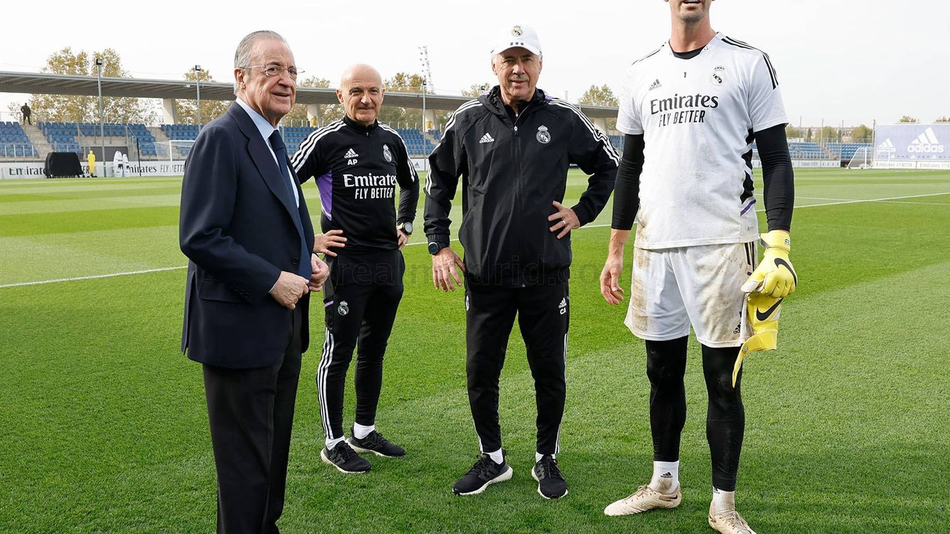 florentino_perez__y_courtois_ancelotti.jpg florentino_perez__y_courtois_ancelotti.jpg