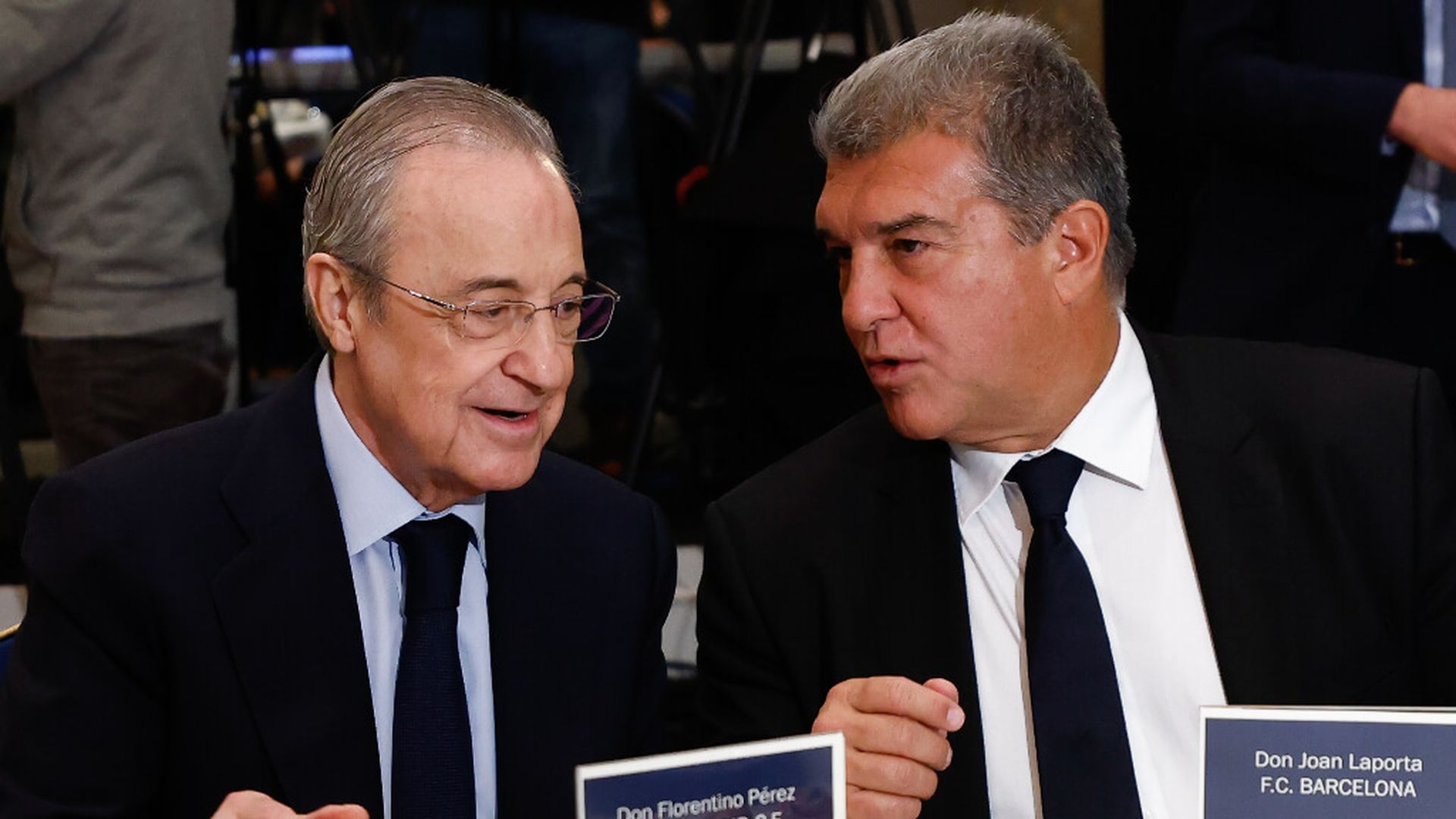 florentino_perez_y_joan_laporta_en_el_acto_de_la_superliga_foto_europa_press.jpg