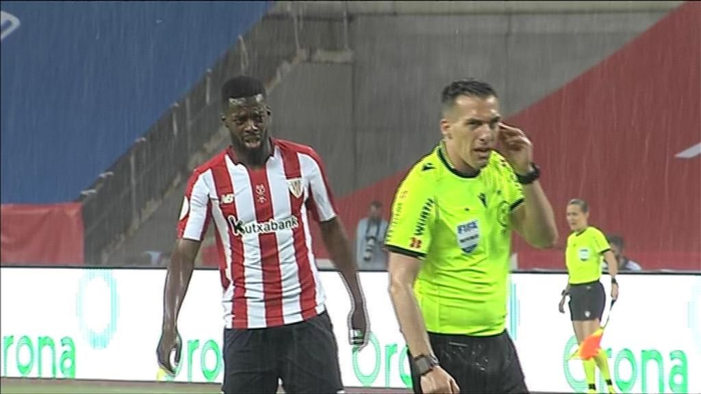 (MEDIASET) La espectacular imagen de la lluvia en la final de Copa