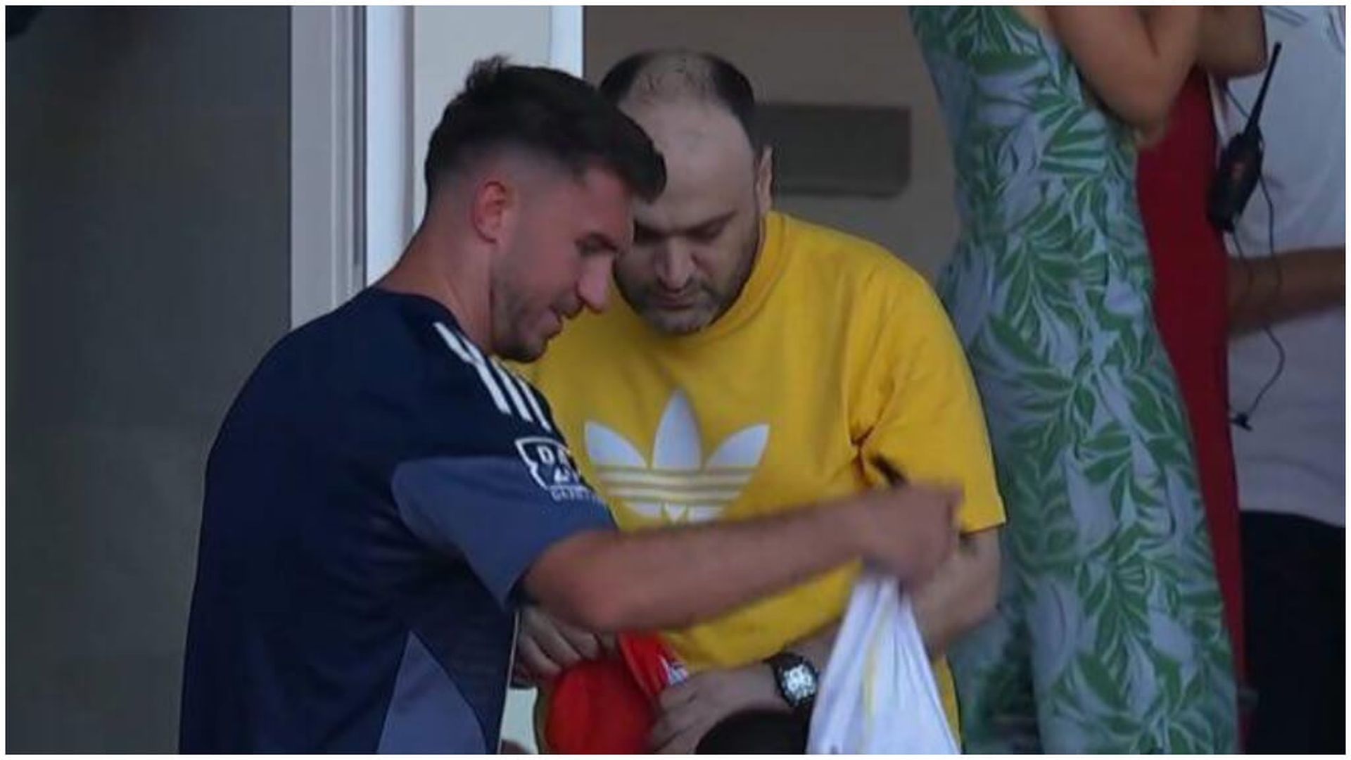 fotojet_11jpg_001.jpg fotojet_11jpg_001.jpg