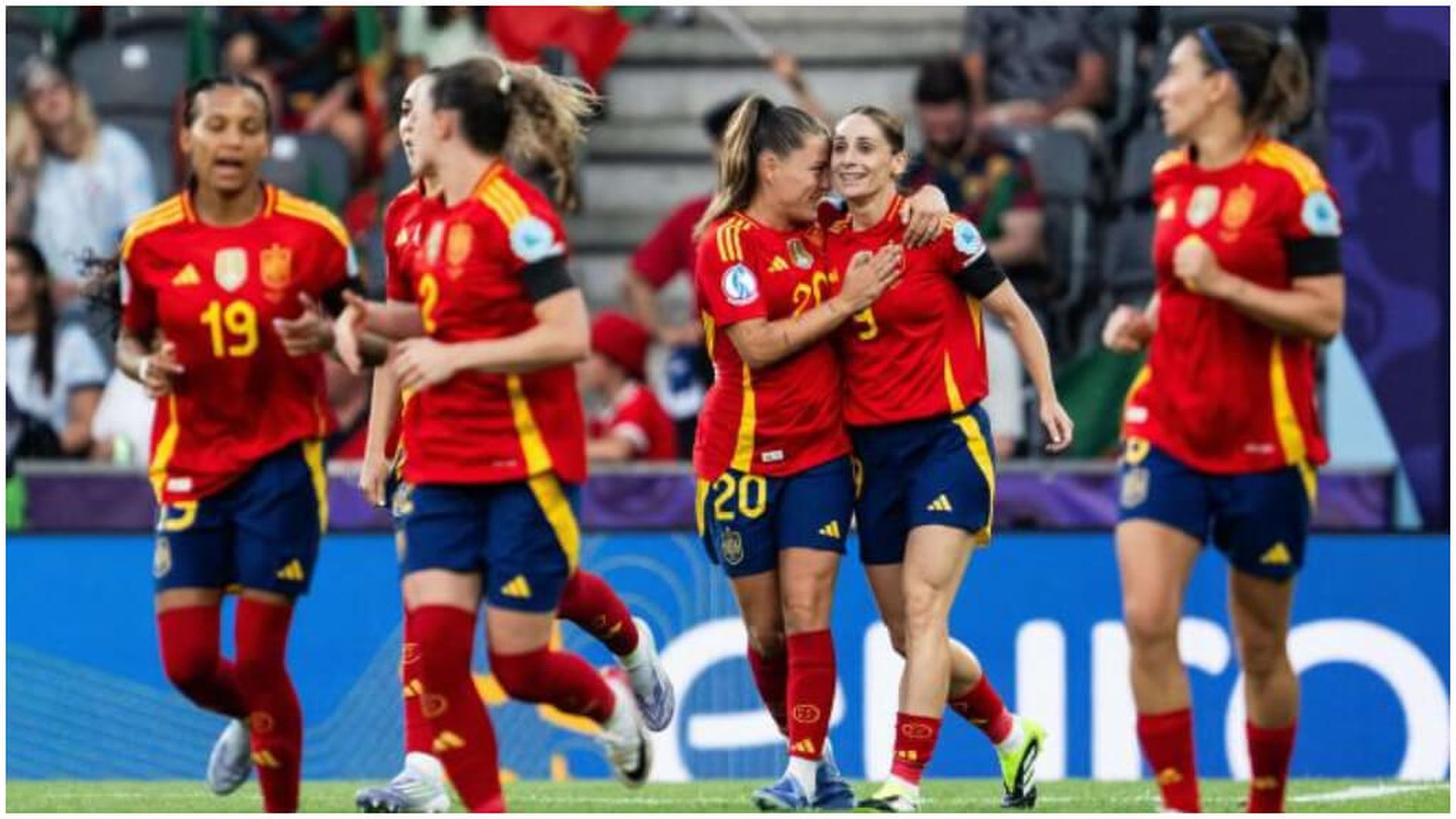 fotojet_13jpg.jpg fotojet_13jpg.jpg