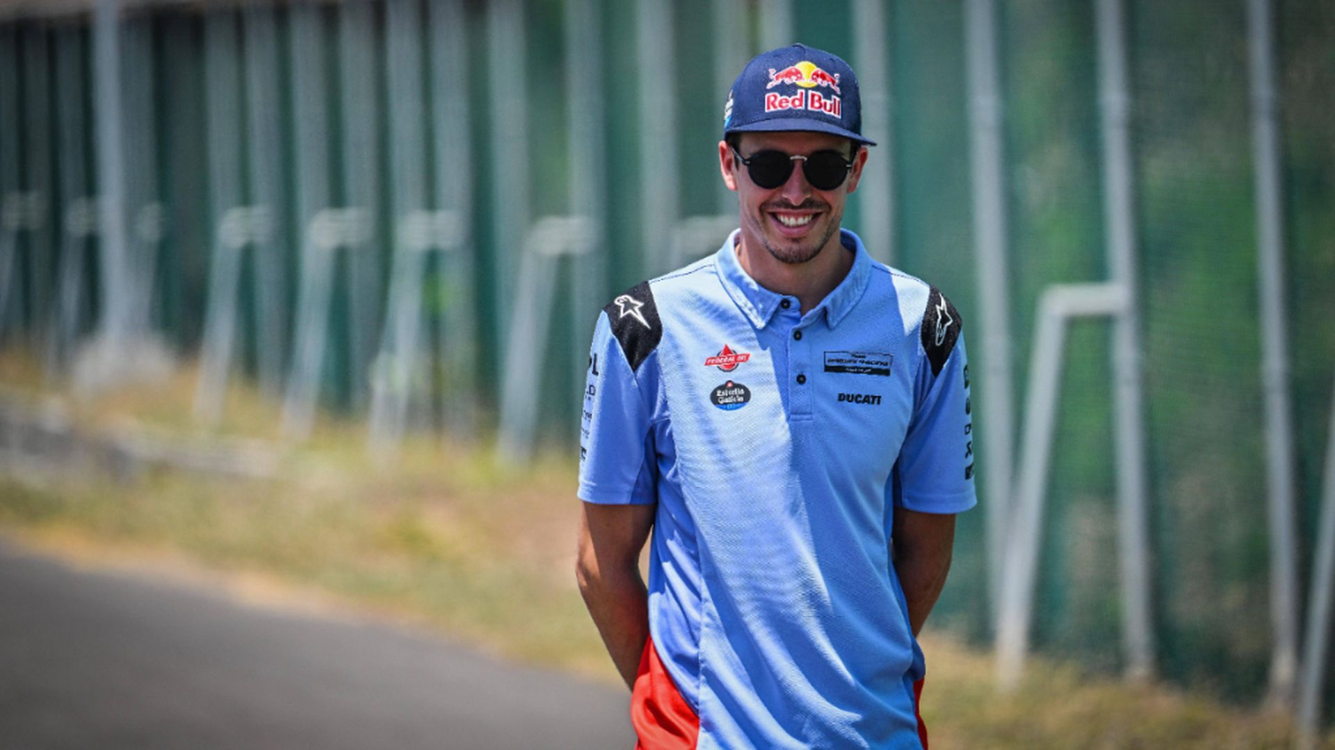 fotojet___2023_10_19t112343516.jpg fotojet___2023_10_19t112343516.jpg