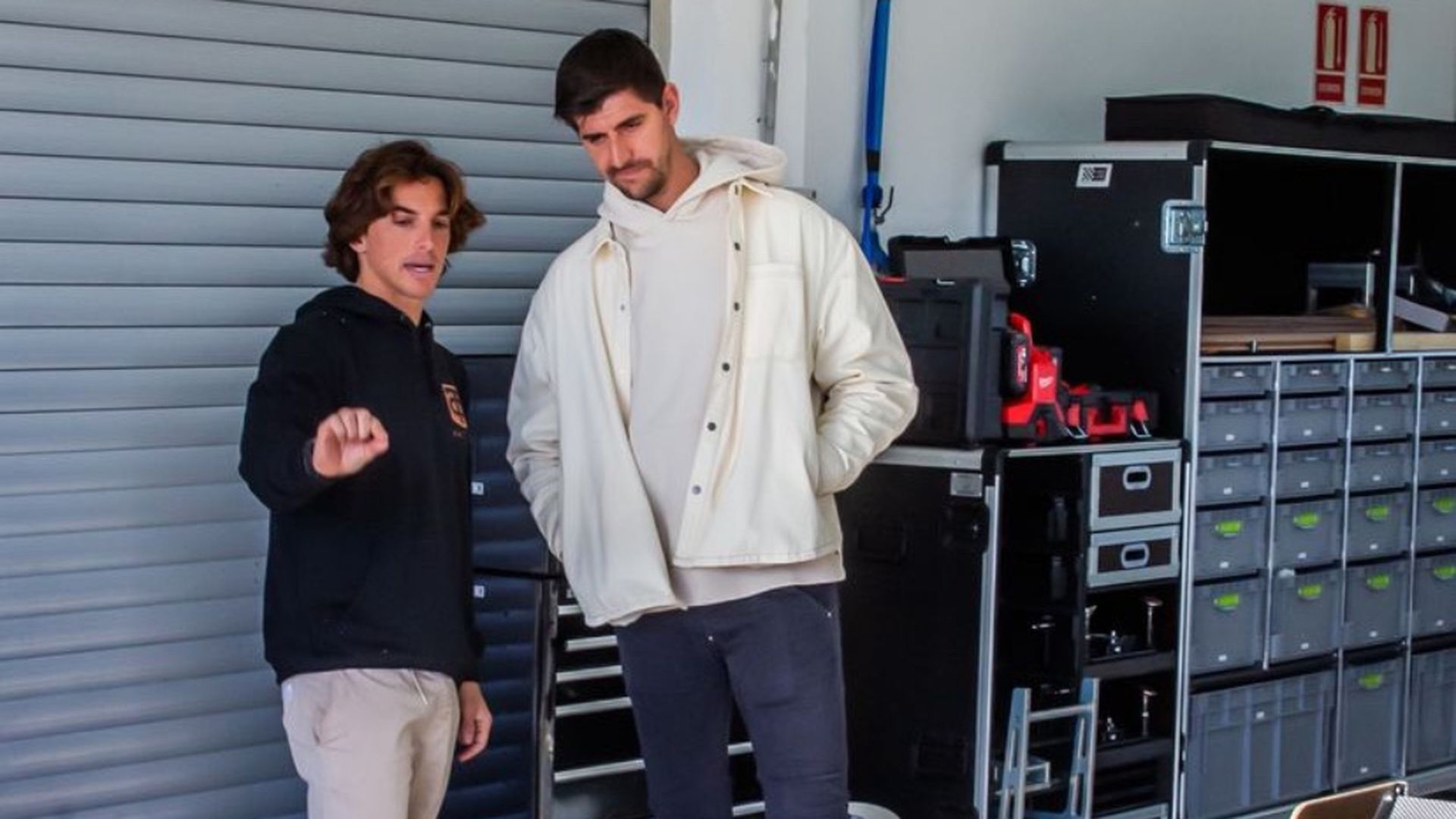 fotojet___2023_12_19t135338340.jpg fotojet___2023_12_19t135338340.jpg