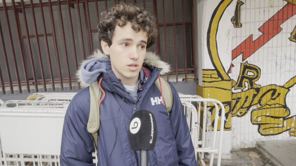 Los aficionados del Rayo, sobre las colas para ver el partido ante el Real Madrid: "Un club de Primera División no puede tener esto"