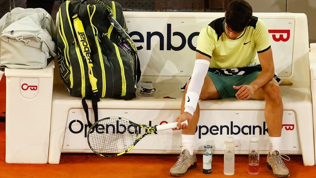 Carlos Alcaraz renuncia al Masters 1000 de Roma: sufre un "edema muscular en pronador redondo"