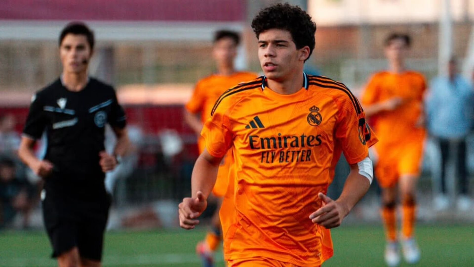 fotojet___2025_03_11t123633078jpg_001.jpg fotojet___2025_03_11t123633078jpg_001.jpg