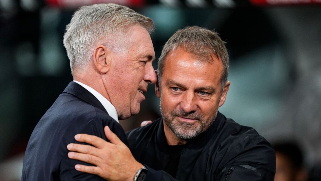 Carlo Ancelotti coincide con Hansi Flick: “El Real Madrid no es el Barcelona”