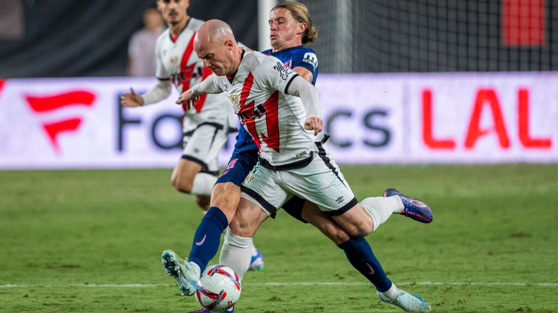 fotojet___2025_04_21t100701764jpg_001.jpg fotojet___2025_04_21t100701764jpg_001.jpg