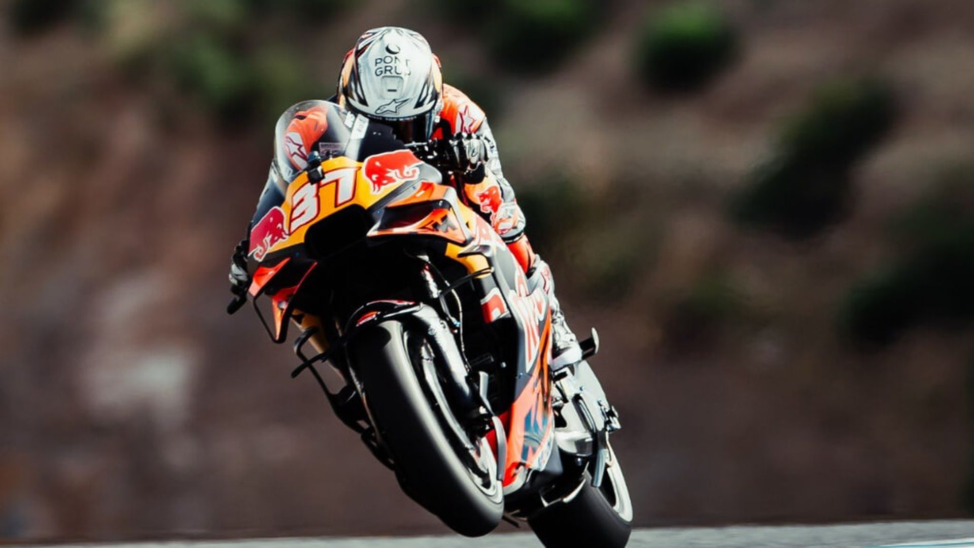 fotojet___2025_04_27t120337452jpg_001.jpg fotojet___2025_04_27t120337452jpg_001.jpg