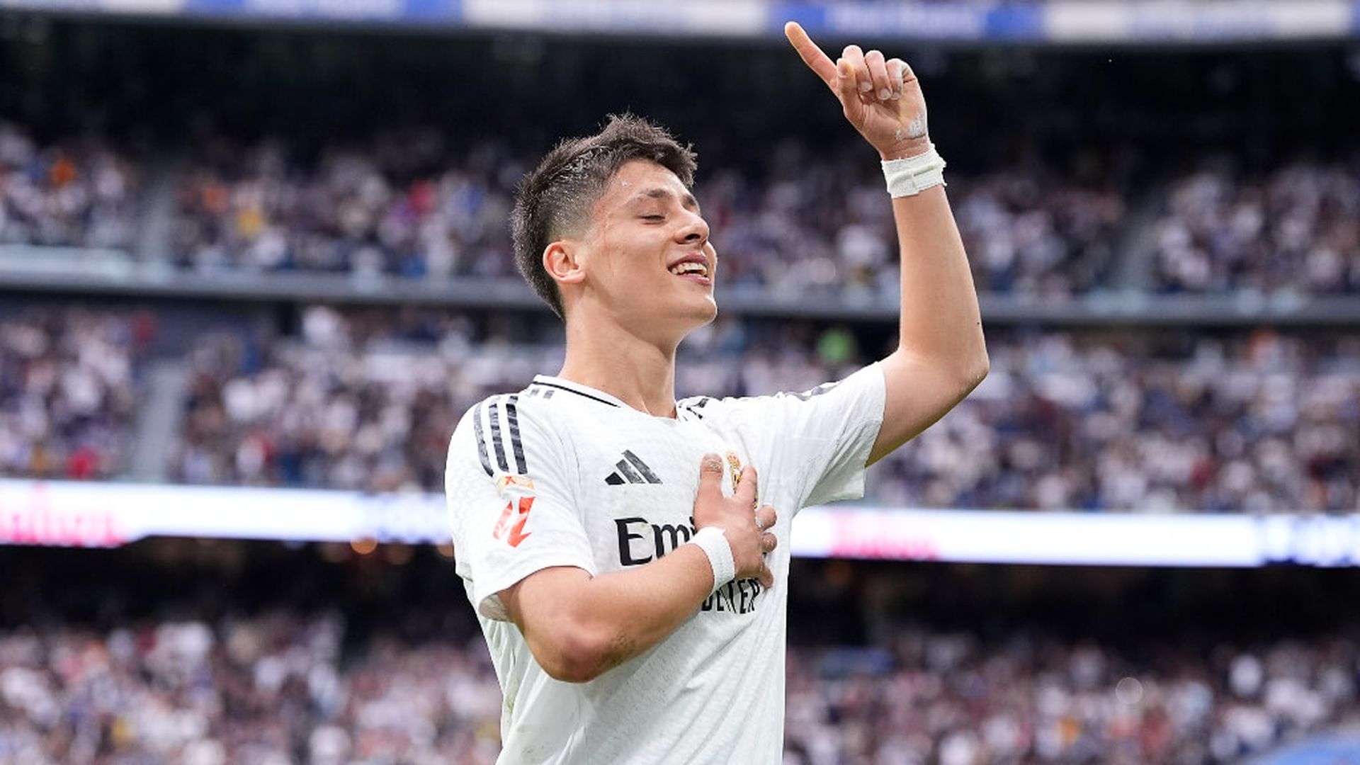 fotojet___2025_05_08t225535282jpg_001.jpg fotojet___2025_05_08t225535282jpg_001.jpg