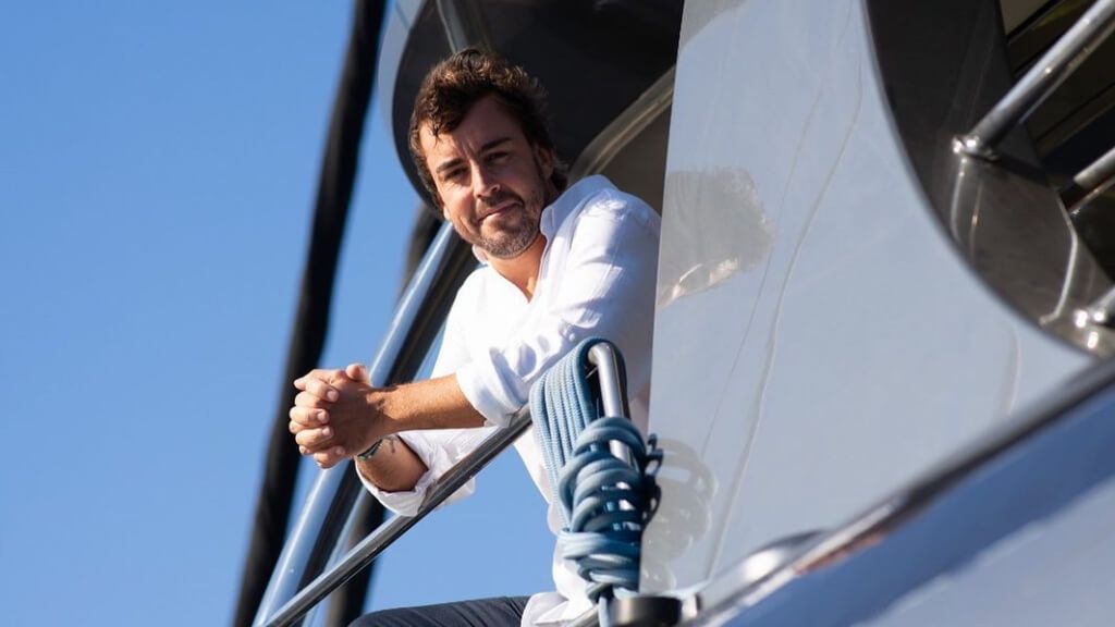 Los pilotos de F1 presumen con sus yates antes del GP de Mónaco