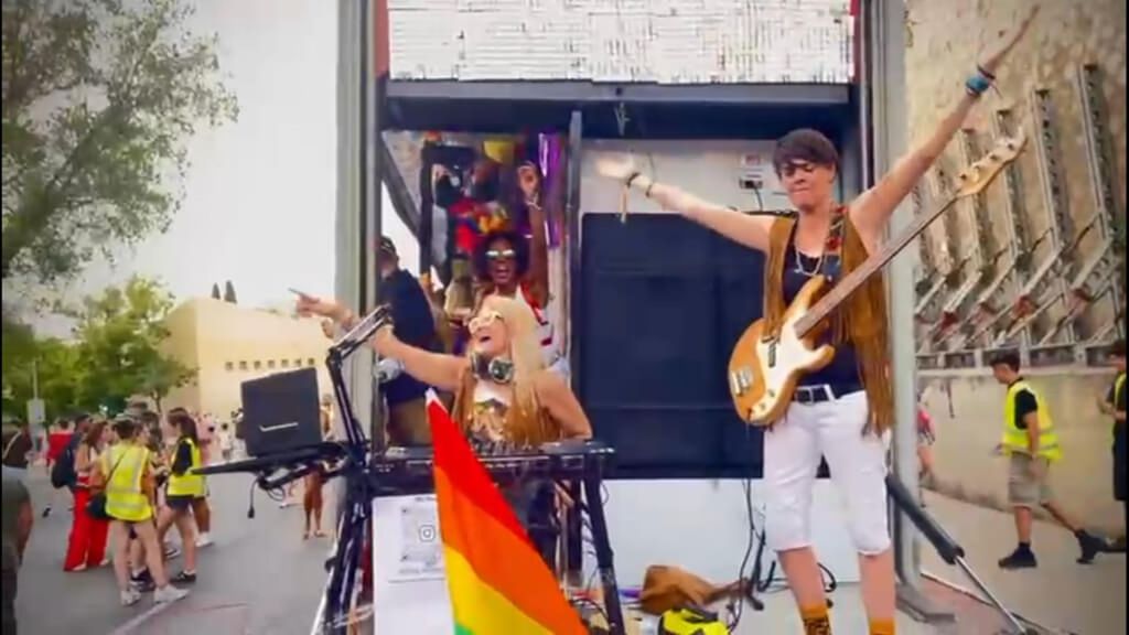 La campeona paralímpica Gem Hassen-Bey debuta como DJ Bey en el Orgullo de Madrid