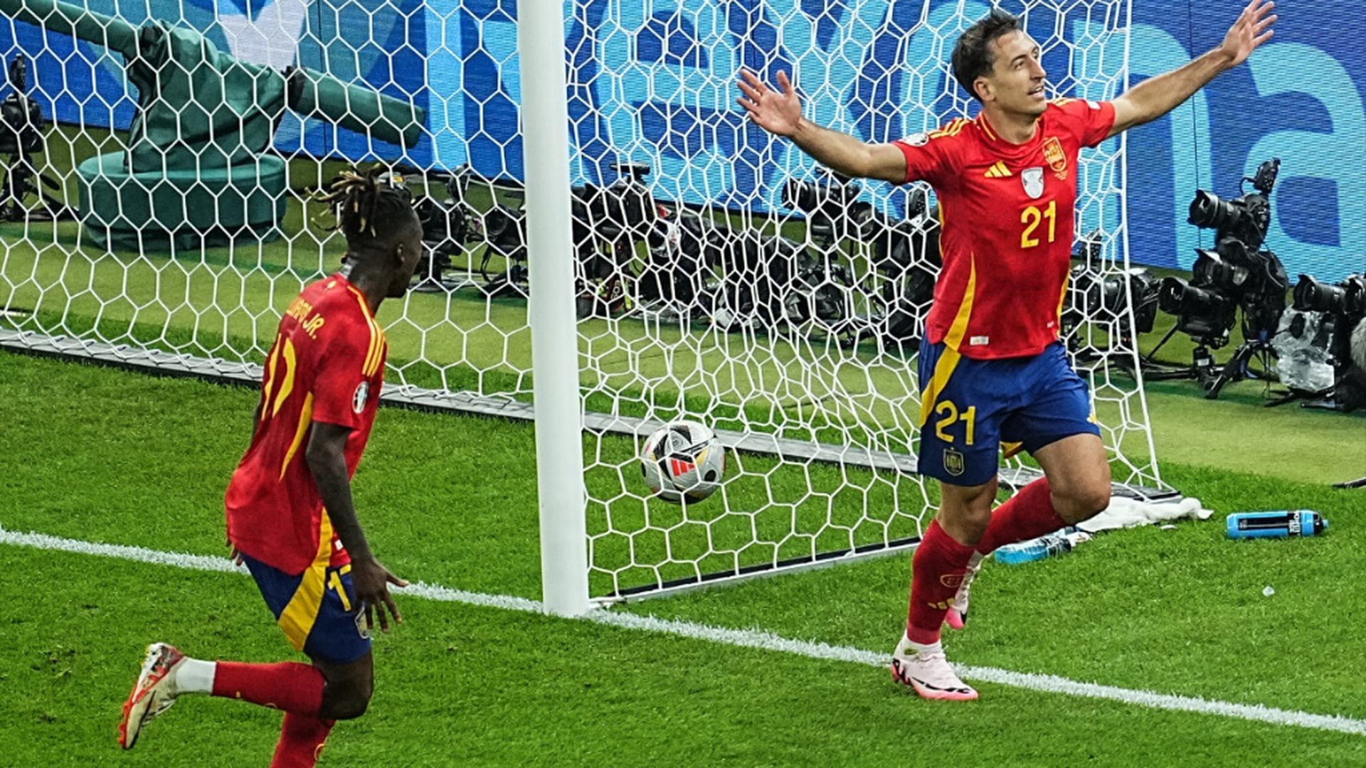 fotojet___2025_07_14t095958298jpg_001.jpg fotojet___2025_07_14t095958298jpg_001.jpg