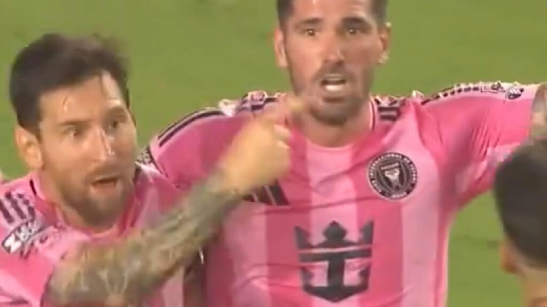 fotojet___2025_07_31t114924983jpg_001.jpg fotojet___2025_07_31t114924983jpg_001.jpg