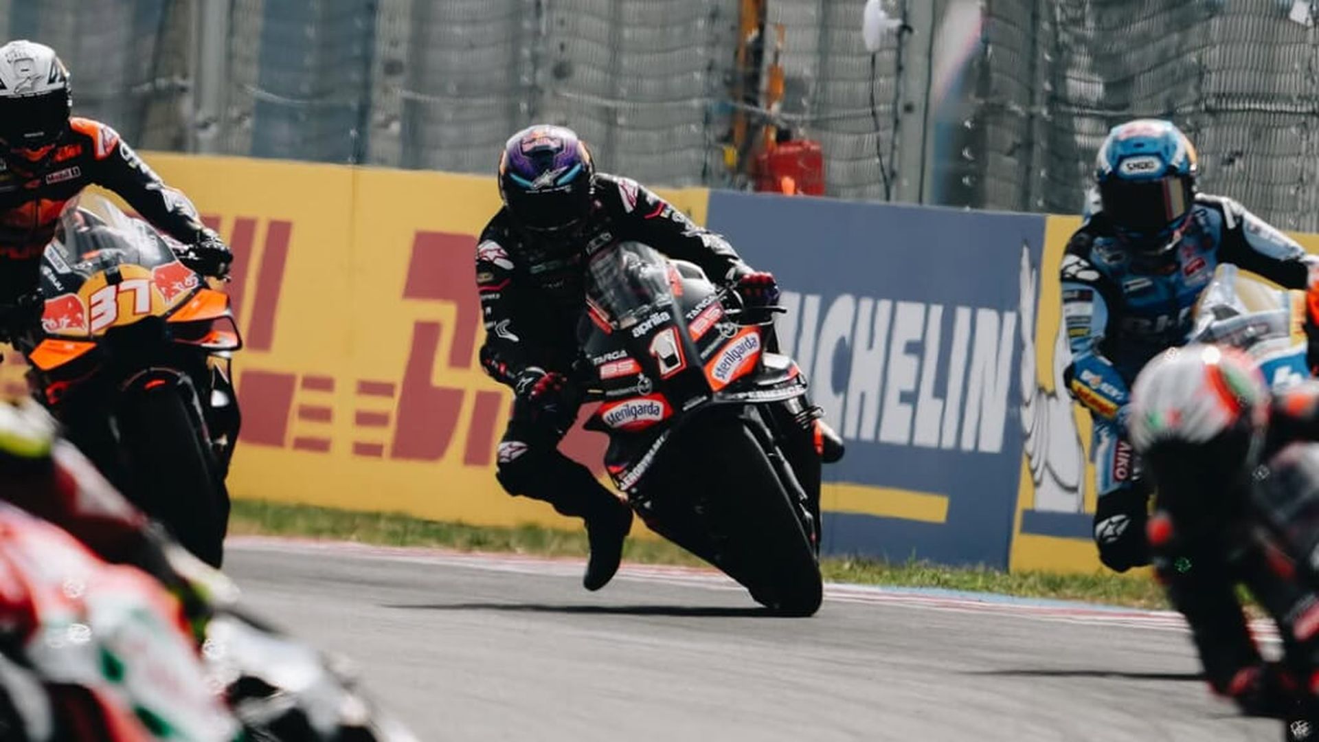 fotojet___2025_08_24t131958767jpg.jpg fotojet___2025_08_24t131958767jpg.jpg