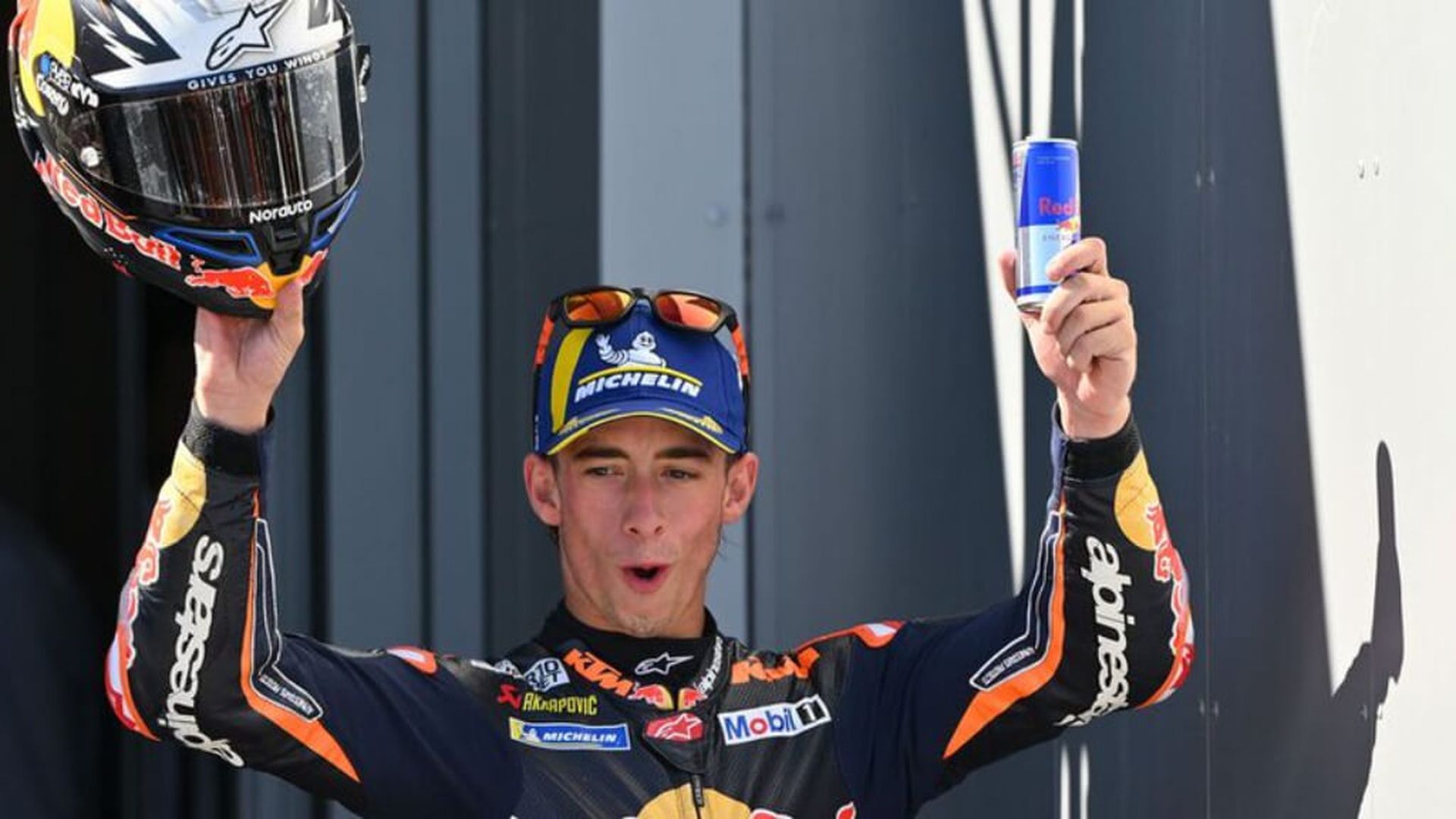 fotojet___2025_08_24t200203565jpg_001.jpg fotojet___2025_08_24t200203565jpg_001.jpg