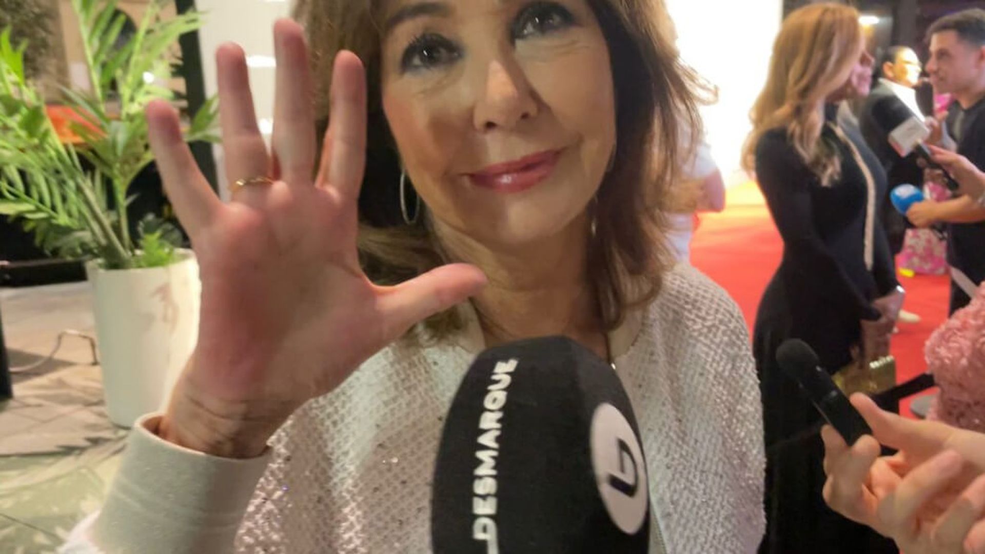 fotojet___2025_10_01t095445148jpg_001.jpg fotojet___2025_10_01t095445148jpg_001.jpg