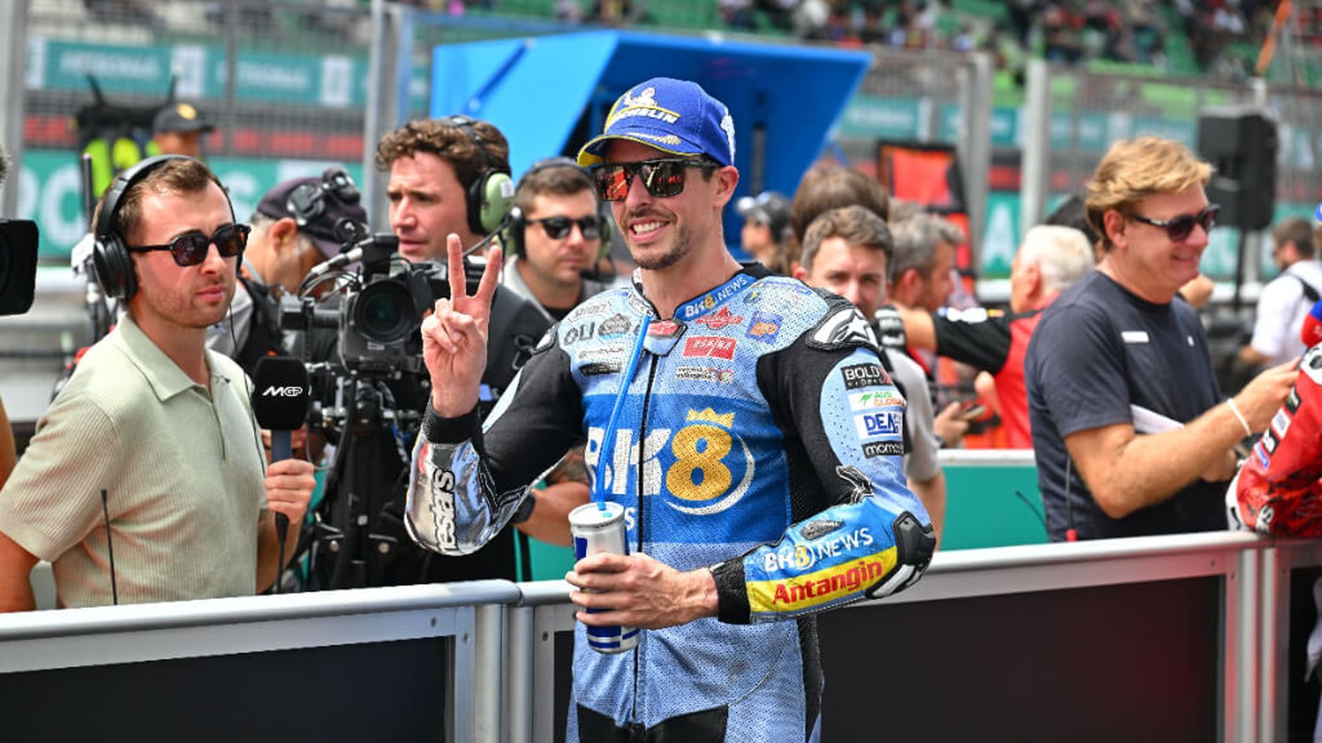 fotojet___2025_10_25t170757429jpg_001.jpg fotojet___2025_10_25t170757429jpg_001.jpg