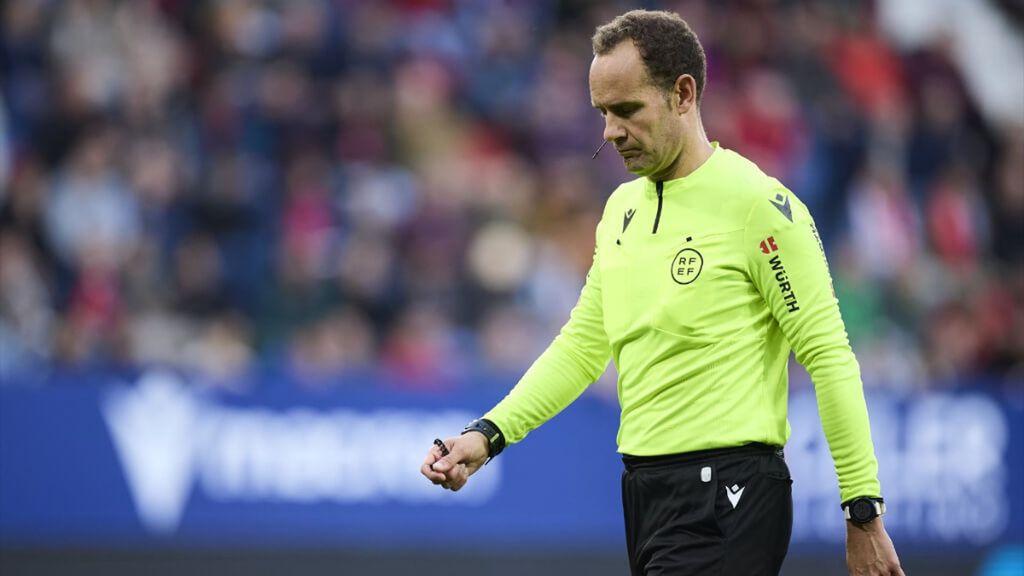 Mr. Asubío señala a Melero López y sus cuatro errores que decidieron el partido contra el Atlético de Madrid