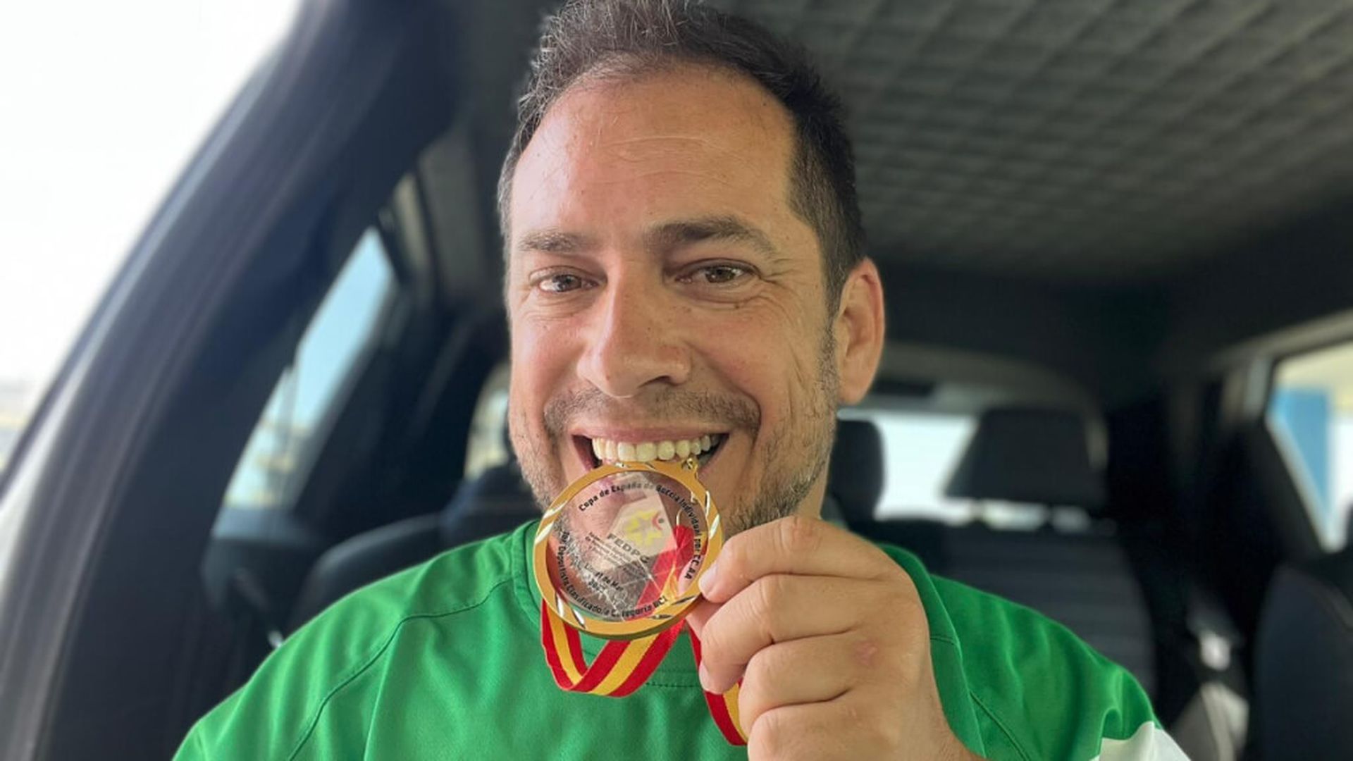 fotojet_26.jpg fotojet_26.jpg