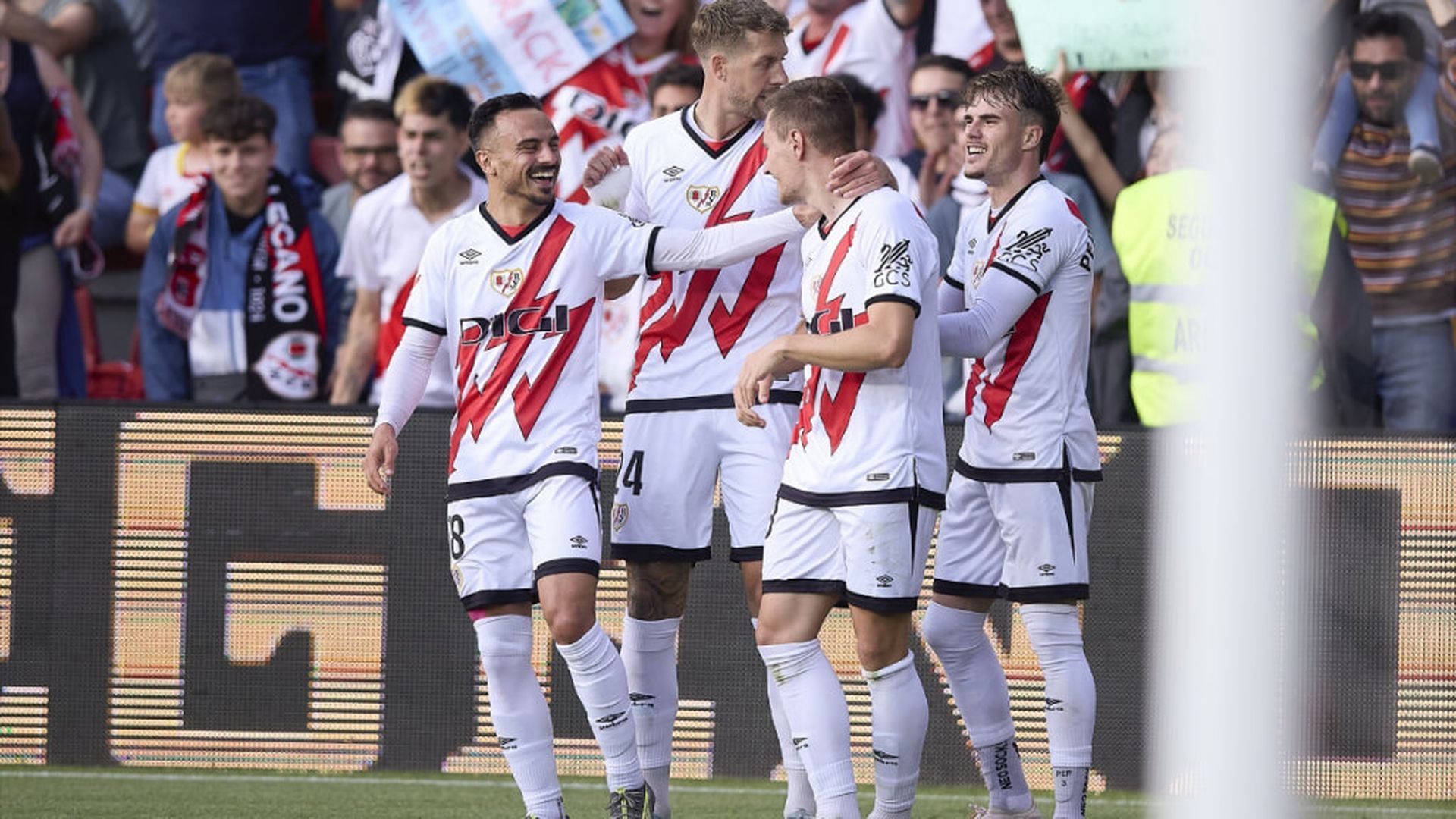 fotojet_29jpg.jpg fotojet_29jpg.jpg